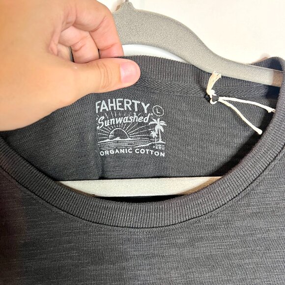 Faherty 100% Organic Cotton Sunwashed Slub Muscle Dress Minimalist NWOT Sz Large - Picture 4 of 6